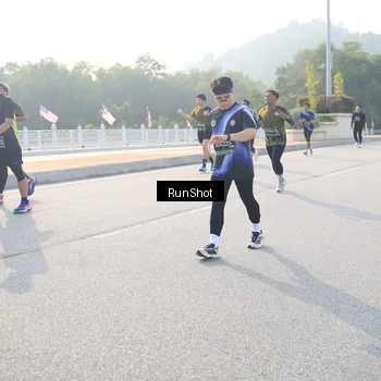 Runner Photo 6891814