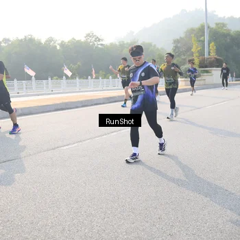 Runner Photo 6891819