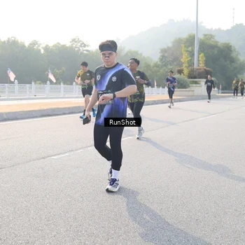 Runner Photo 6891832