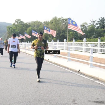 Runner Photo 6891841