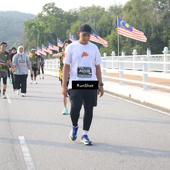 Runner Photo 6891858