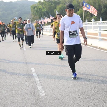 Runner Photo 6891883