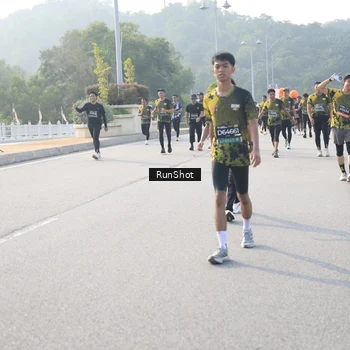Runner Photo 6891885