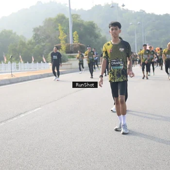 Runner Photo 6891899