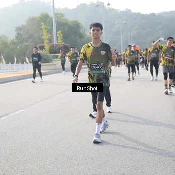 Runner Photo 6891905