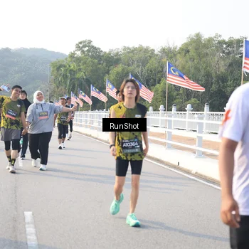 Runner Photo 6891938