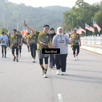 Runner Photo 6891951