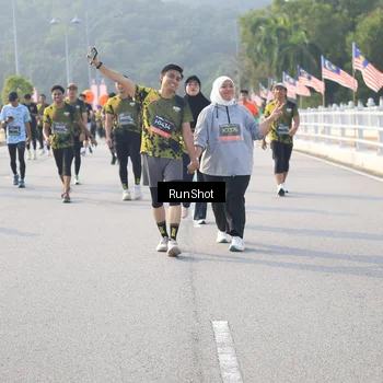 Runner Photo 6891962