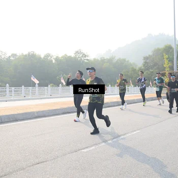 Runner Photo 6892001
