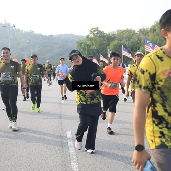 Runner Photo 6892089