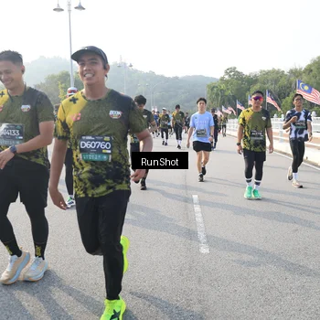 Runner Photo 6892145