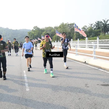 Runner Photo 6892174