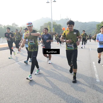 Runner Photo 6892180