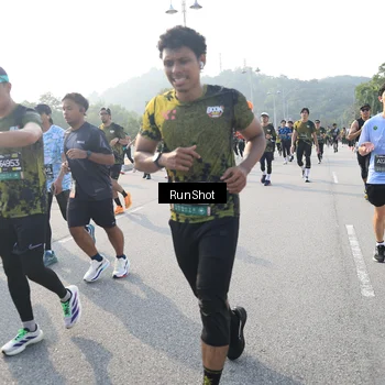 Runner Photo 6892208