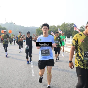 Runner Photo 6892220