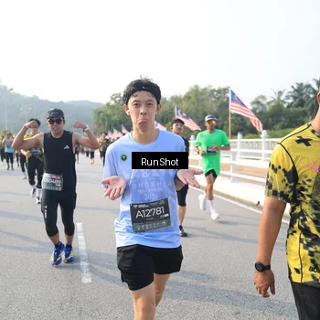 Runner Photo 6892227