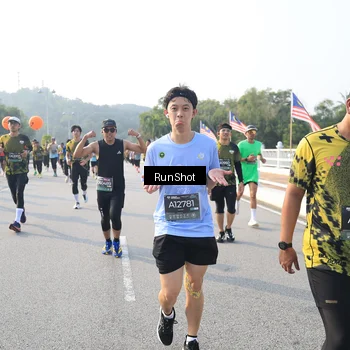 Runner Photo 6892230