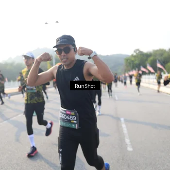 Runner Photo 6892239