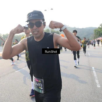 Runner Photo 6892250