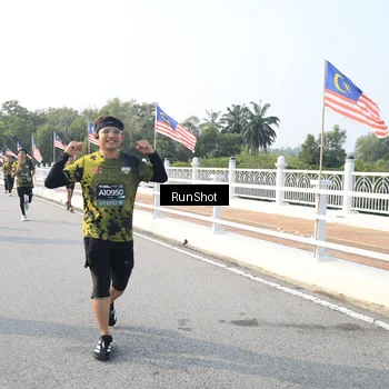 Runner Photo 6892262