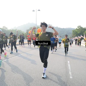 Runner Photo 6892273