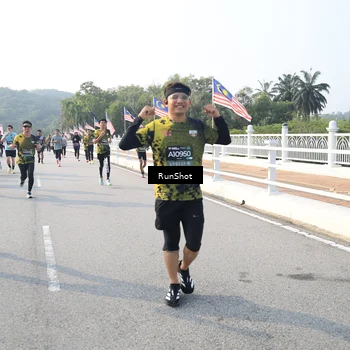 Runner Photo 6892278