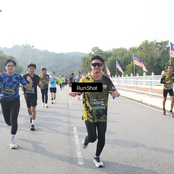 Runner Photo 6892315