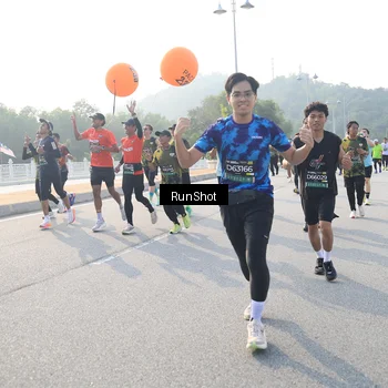 Runner Photo 6892333