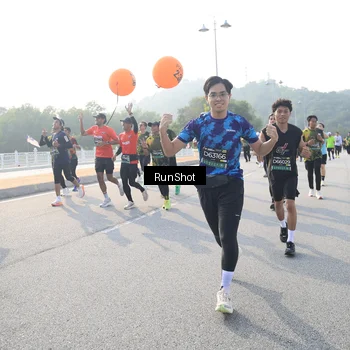 Runner Photo 6892338
