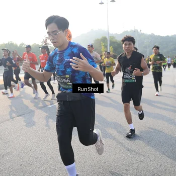 Runner Photo 6892354