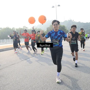 Runner Photo 6892362