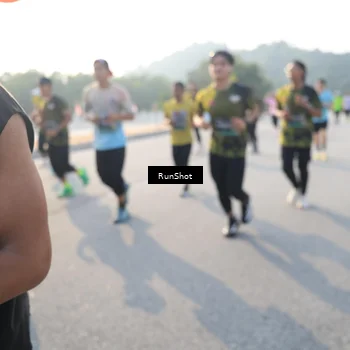 Runner Photo 6892384