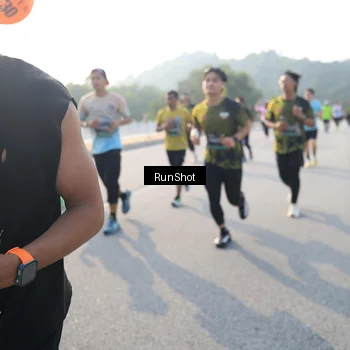 Runner Photo 6892385