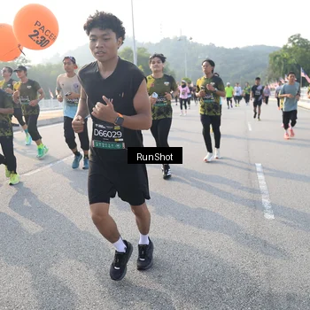 Runner Photo 6892392