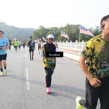 Runner Photo 6892445