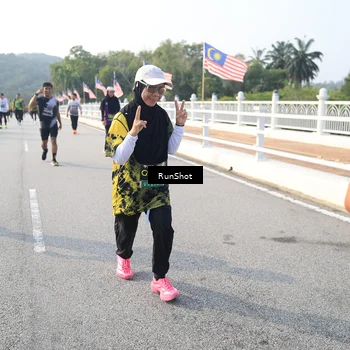 Runner Photo 6892448