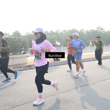 Runner Photo 6892513