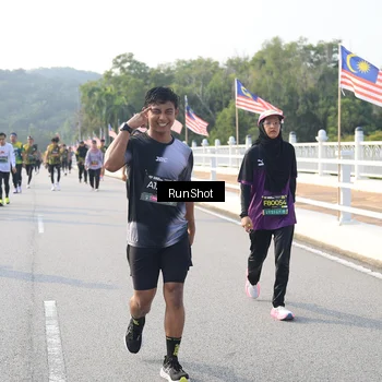 Runner Photo 6892515