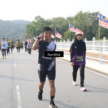 Runner Photo 6892516