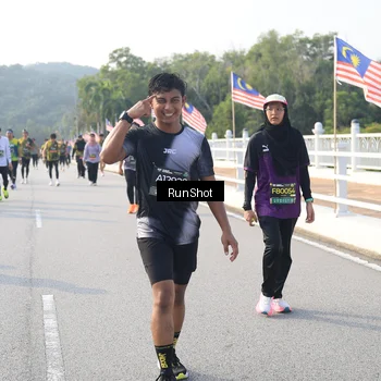 Runner Photo 6892569