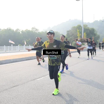 Runner Photo 6892570