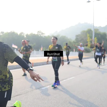 Runner Photo 6892586