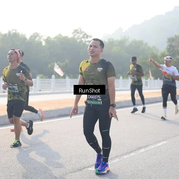 Runner Photo 6892594