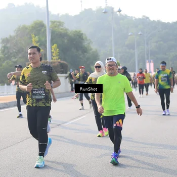Runner Photo 6892638