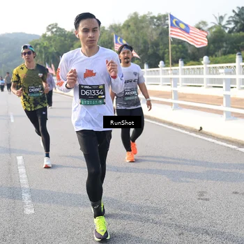 Runner Photo 6892664