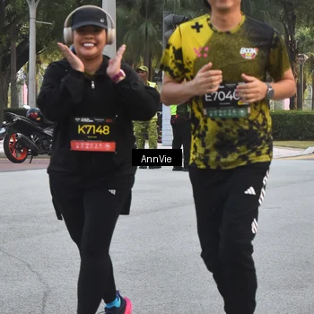 Runner Photo 6892669