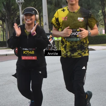 Runner Photo 6892675