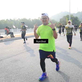 Runner Photo 6892722