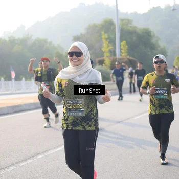 Runner Photo 6892744