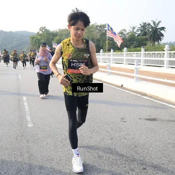 Runner Photo 6892811